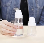 Kosmetische Mini Continuous Plastic Foaming Fine-Nebel-Parfüm-Sprühflasche 50ml