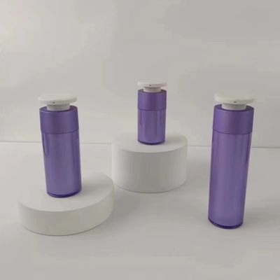 Lila Kunststoff Kosmetik-Spenderflasche mit weißer Druckpumpe