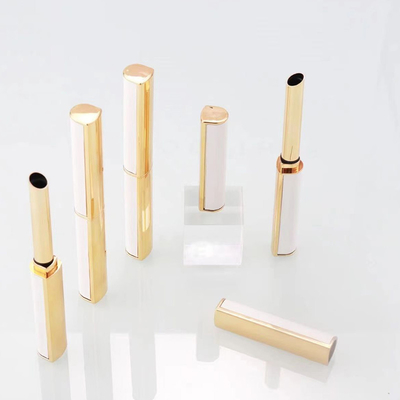 5 ml Kapazität Lippenstiftröhre mit Diamantbefestigung leicht zu tragen und Endfarben für alle Hauttypen