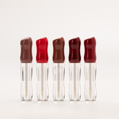 3.5g 5g Leere Lippen Lippenstiftröhre mit Gummi-Dichtungs-Schraubverschluss Kunststoff-Lippenbalsamröhre für die Verpackung von Kosmetikbehältern