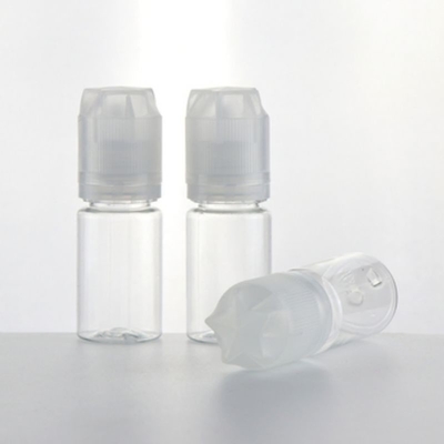 Flasche mit schwarzem Rauch, Flasche mit Öl, Flasche mit Kunststoff