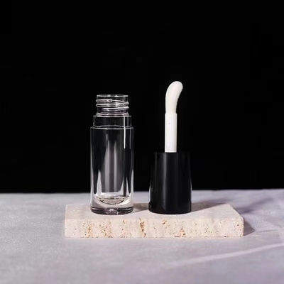 Glanz leere Röhre Custom Logo schwarzer Behälter mit Bürste 5ml Lippen Glanz Röhre Schräg Lippen