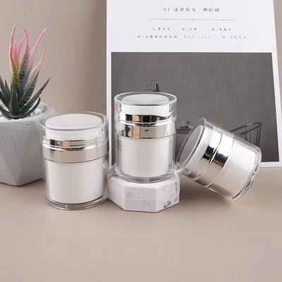 Häufig verwendete Luftlose Flasche mit unterschiedlicher Kapazität 30ml 50ml 80ml 100ml Annahme der Anpassung