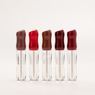 Lipgloss-Flaschen, sanduhrförmig, gebogene Form, klare Lippenglasur-Röhrchen mit Applikatorstäben, mehrfach glänzende rotbraune Kappen, nachfüllbare Lippen-Make-up-Behälter für Lippenöl, Lipgloss