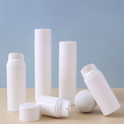Anpassbare weiße Schnappverschluss-Luftleere-Pumpflasche für Hautpflege-Lotion und Serum, 30/50/75ml Behälter mit individuellem Logo und Farbe