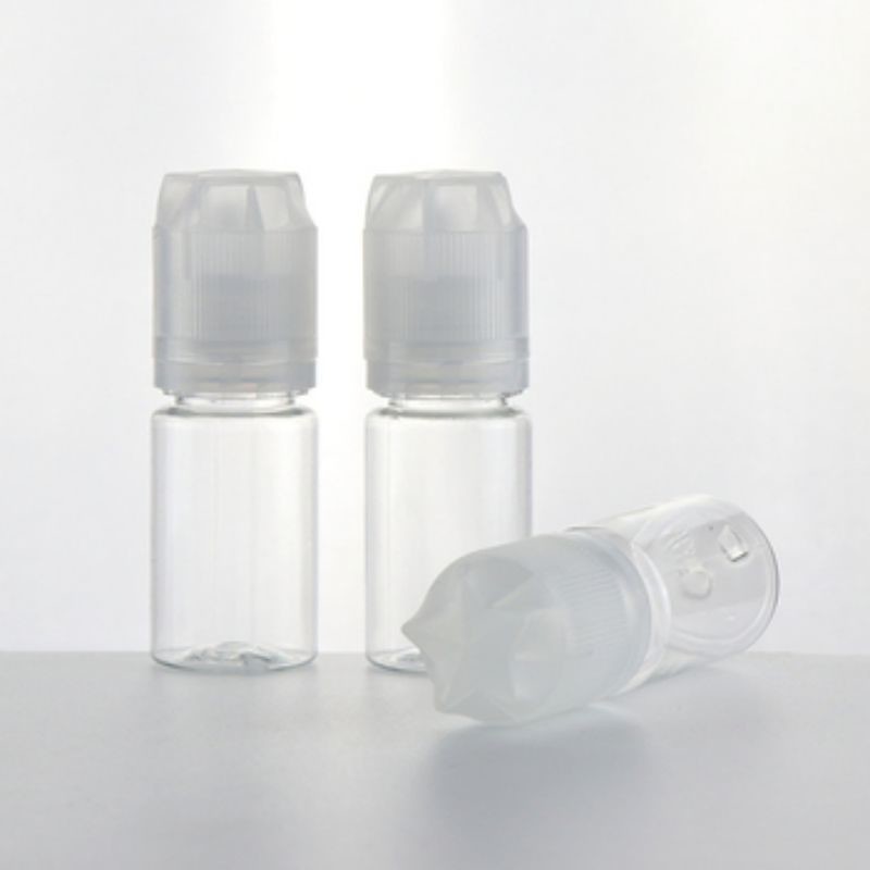 Flasche mit schwarzem Rauch, Flasche mit Öl, Flasche mit Kunststoff