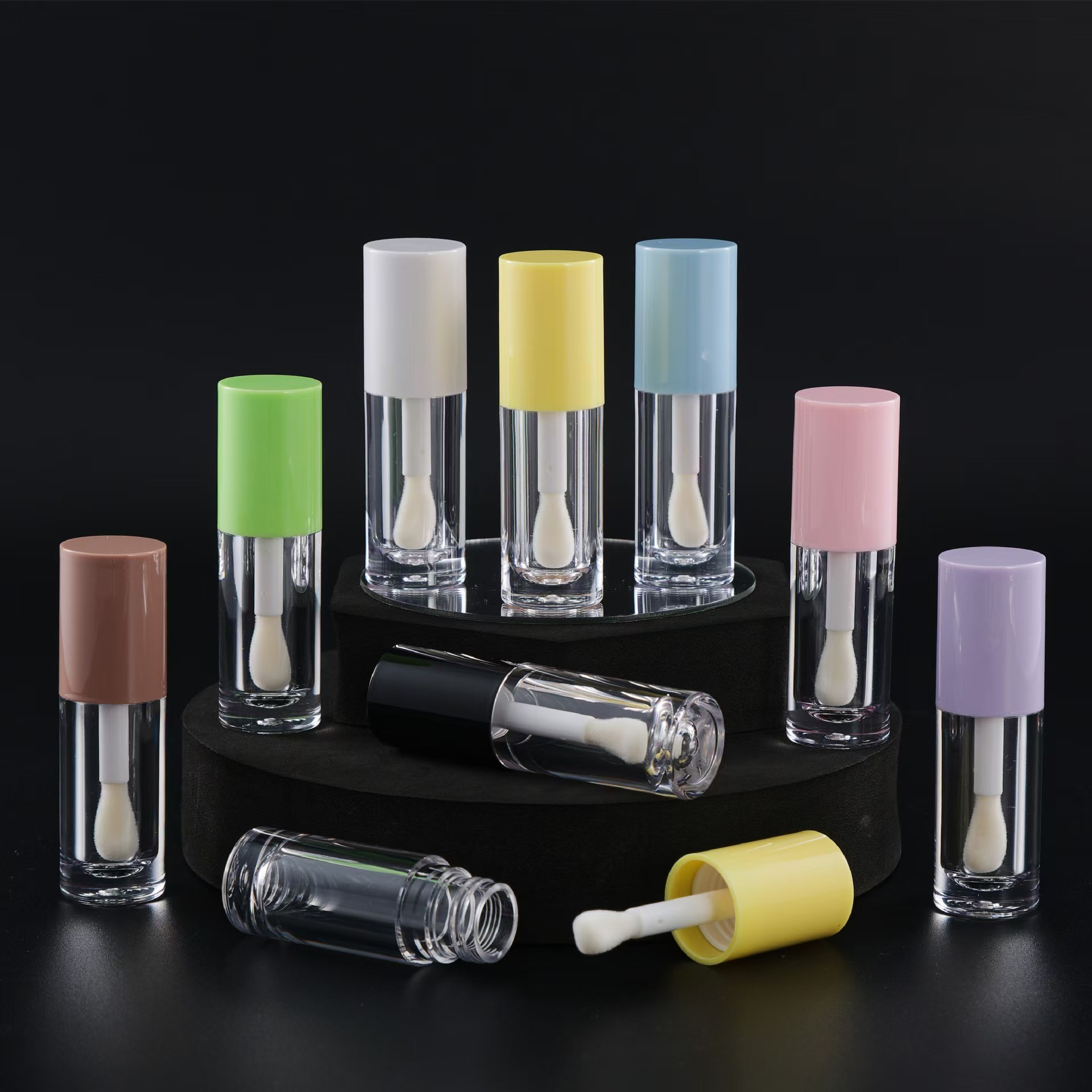 Funktion Lippenstift Verpackung in metallischem Quadrat Kosmetik mit Schrägfaden und Zauberstab